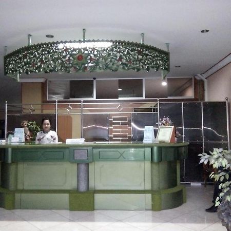New Merdeka Hotel Jember Exterior photo